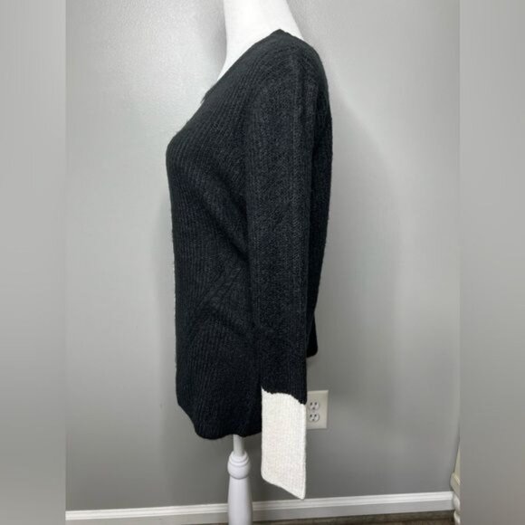 Dressbarn Womens Black & White Sweater Medium Acrylic/Nylon Blend - Picture 5 of 11